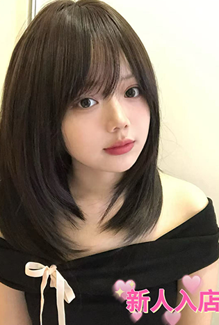 4567女孩.png